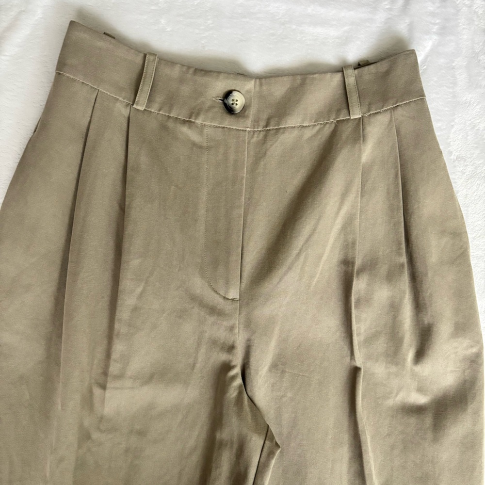 ZARA High Waisted Pleated Carrot Leg Cropped Trousers--NWT--S - Picture 2 of 16